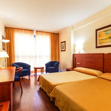 Port Hotel 3*