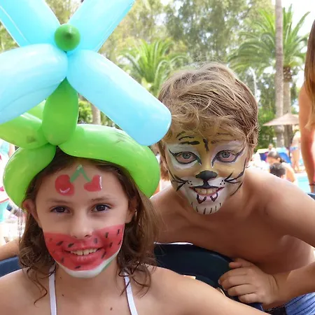 Port 3* Denia