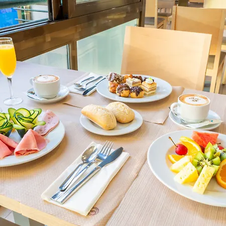 Port Otel 3*