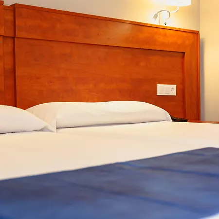 Port Otel 3*