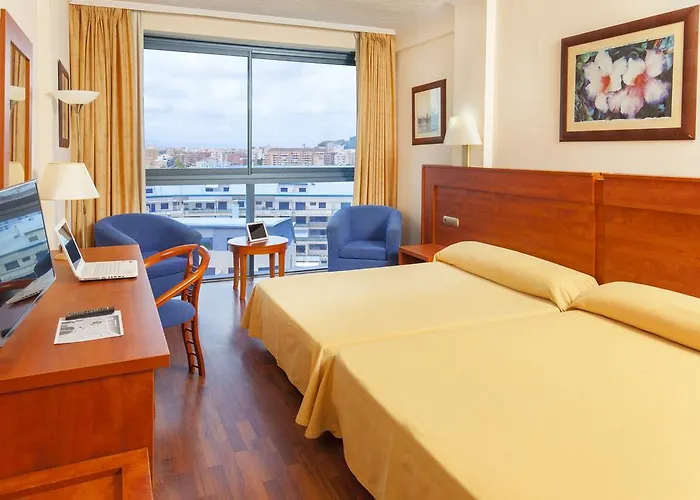Port Hotel 3*