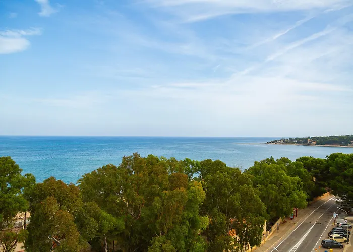 Port Hotel 3*