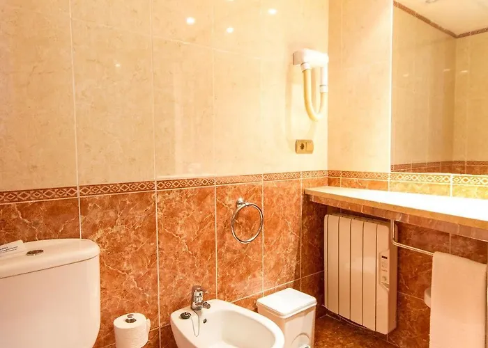 Port Hotel 3*